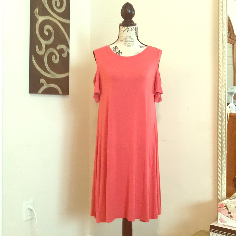 Bundle 3 for $20 Coral cold shoulder dress-